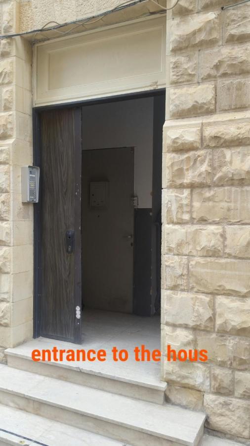 Guesthouse Comfy - Separate Rooms In The Apartment For A Relaxing Holiday Haifa Eksteriør bilde