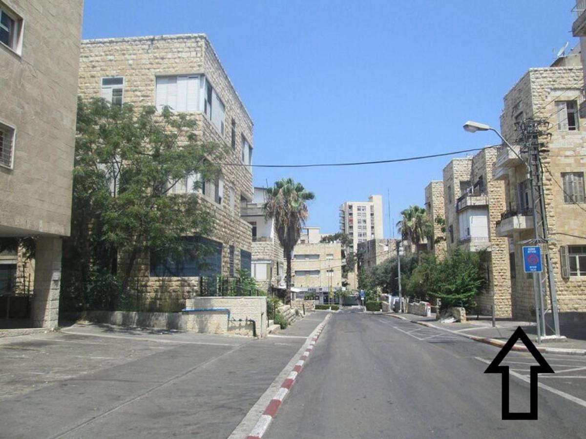 Guesthouse Comfy - Separate Rooms In The Apartment For A Relaxing Holiday Haifa Eksteriør bilde