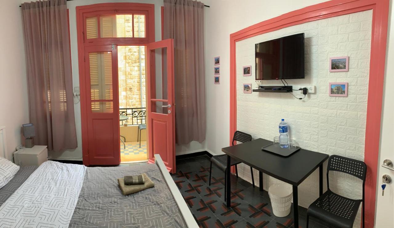 Guesthouse Comfy - Separate Rooms In The Apartment For A Relaxing Holiday Haifa Eksteriør bilde