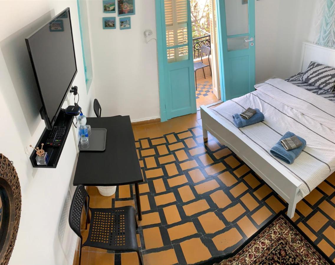 Guesthouse Comfy - Separate Rooms In The Apartment For A Relaxing Holiday Haifa Eksteriør bilde