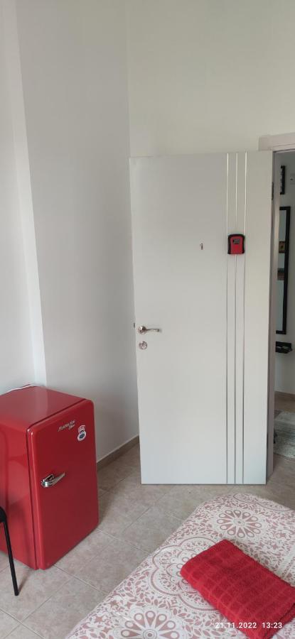 Guesthouse Comfy - Separate Rooms In The Apartment For A Relaxing Holiday Haifa Eksteriør bilde