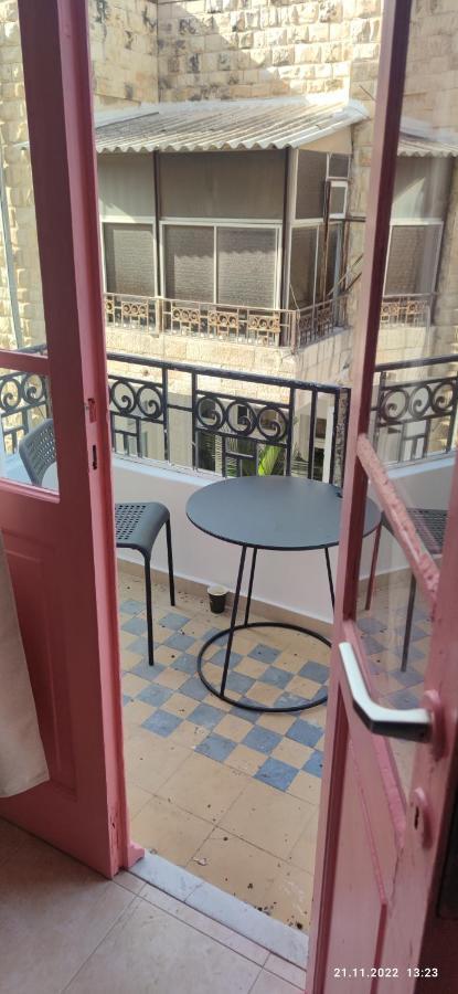 Guesthouse Comfy - Separate Rooms In The Apartment For A Relaxing Holiday Haifa Eksteriør bilde
