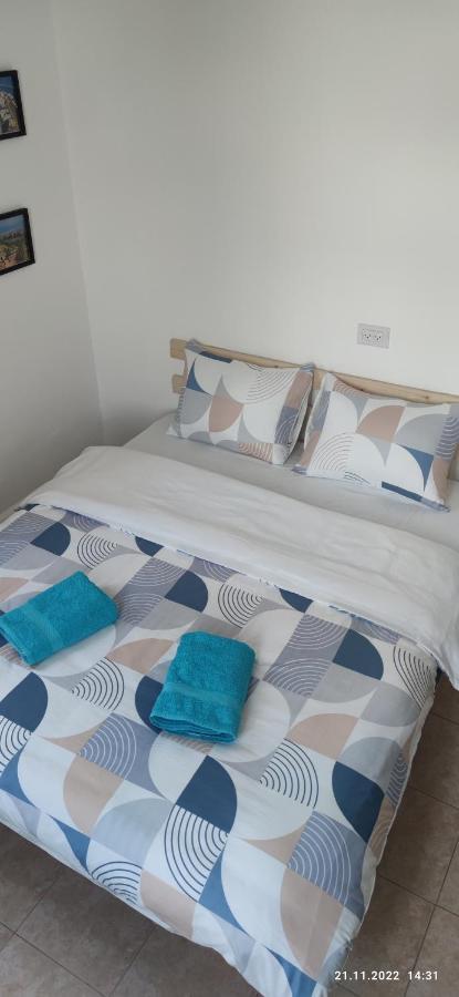 Guesthouse Comfy - Separate Rooms In The Apartment For A Relaxing Holiday Haifa Eksteriør bilde