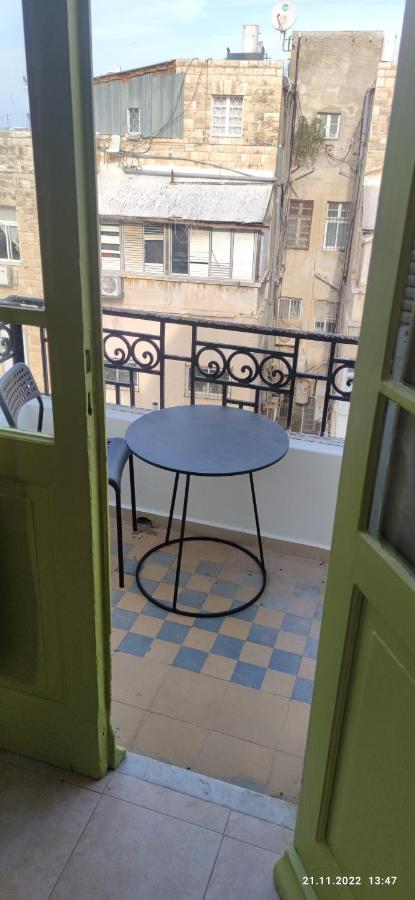 Guesthouse Comfy - Separate Rooms In The Apartment For A Relaxing Holiday Haifa Eksteriør bilde