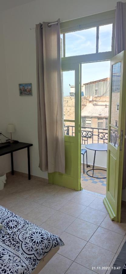 Guesthouse Comfy - Separate Rooms In The Apartment For A Relaxing Holiday Haifa Eksteriør bilde