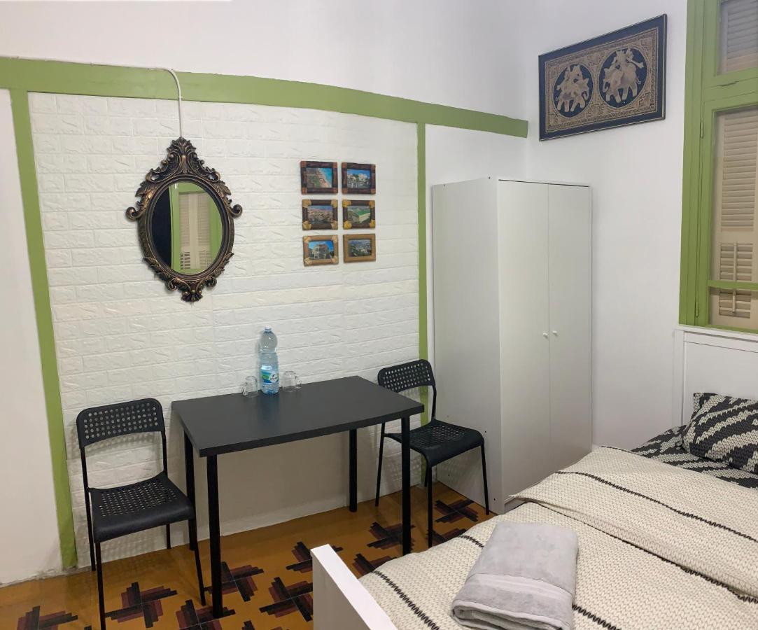 Guesthouse Comfy - Separate Rooms In The Apartment For A Relaxing Holiday Haifa Eksteriør bilde